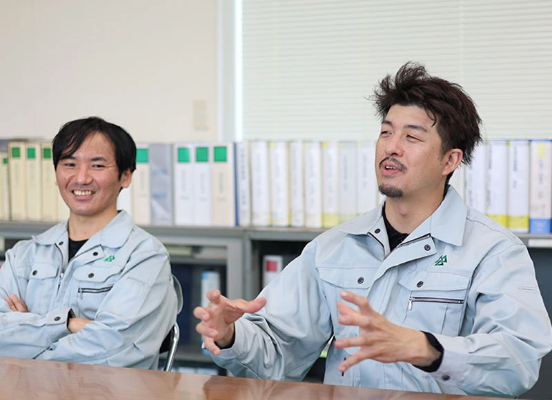インタビューの様子